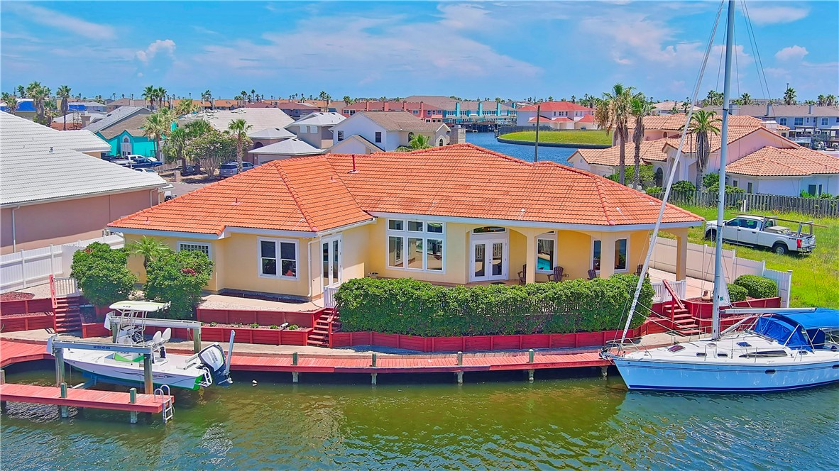 13902 Dasmarinas Dr Property Photo 6