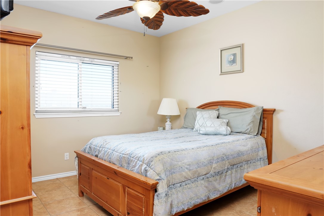 13902 Dasmarinas Dr Property Photo 20