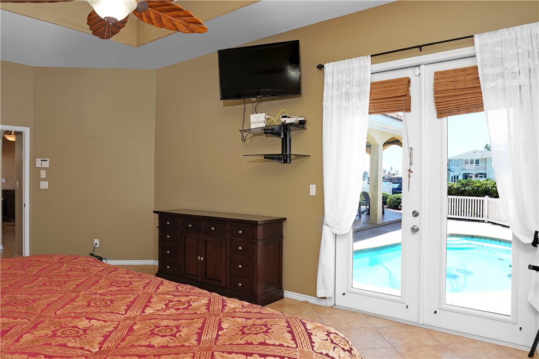 13902 Dasmarinas Dr Property Photo 27
