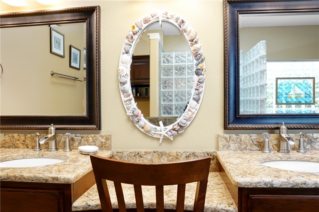 13902 Dasmarinas Dr Property Photo 31