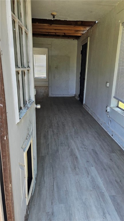 1506 N Hill St Property Photo 3