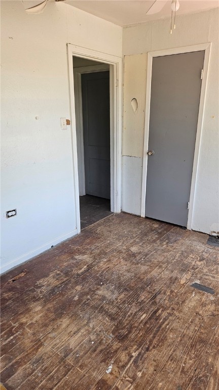 1506 N Hill St Property Photo 12