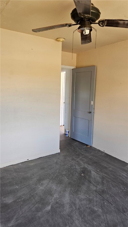 1506 N Hill St Property Photo 16