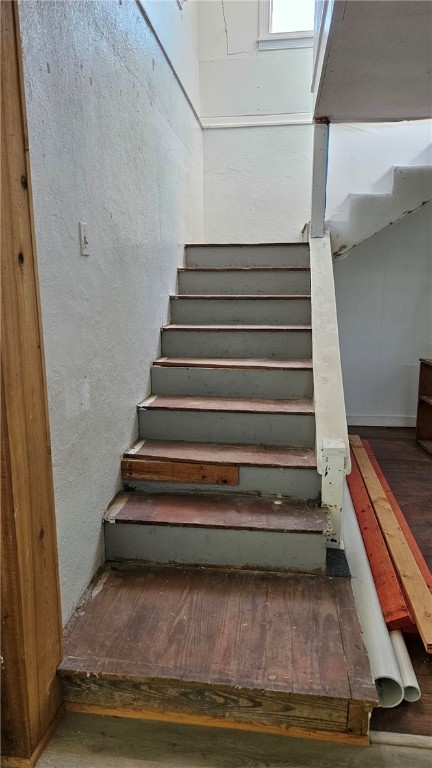 1506 N Hill St Property Photo 25