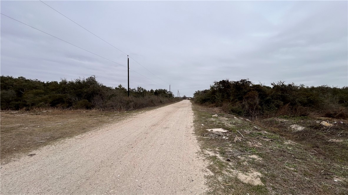 000 Seventh Property Photo 6