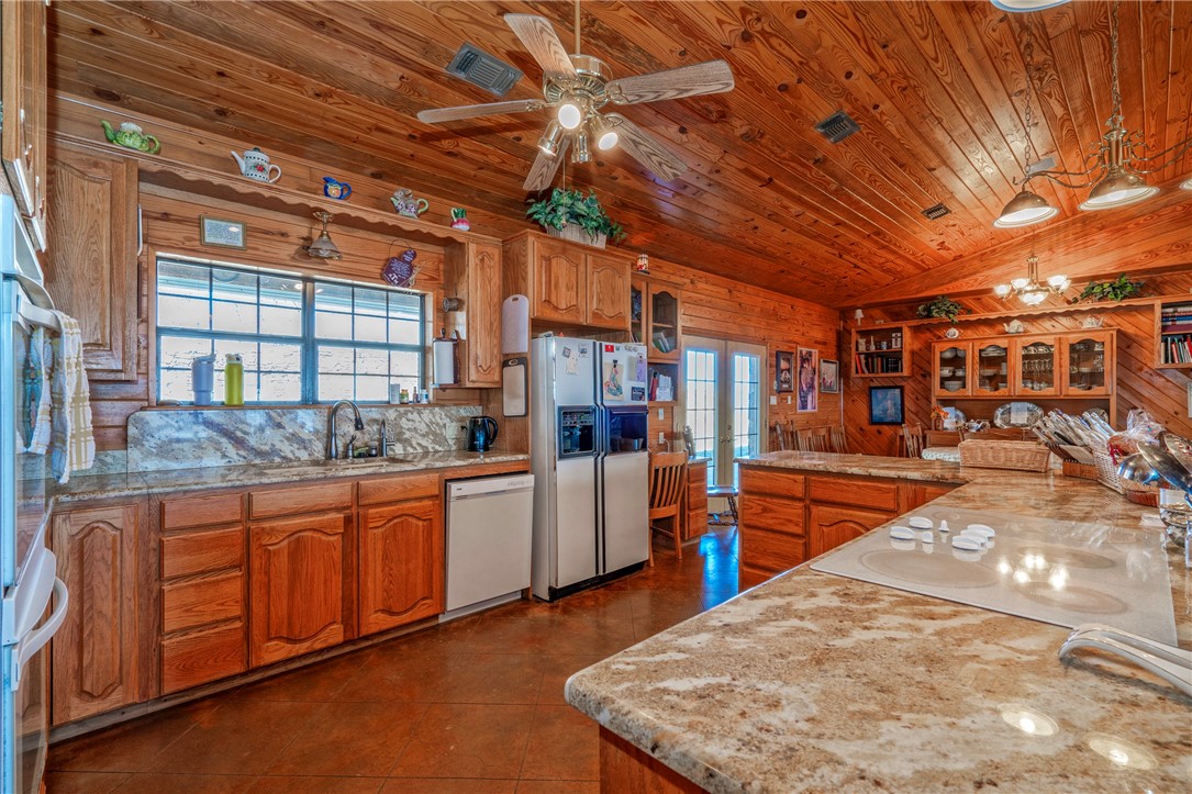 567 Private Road 751 Property Photo 16