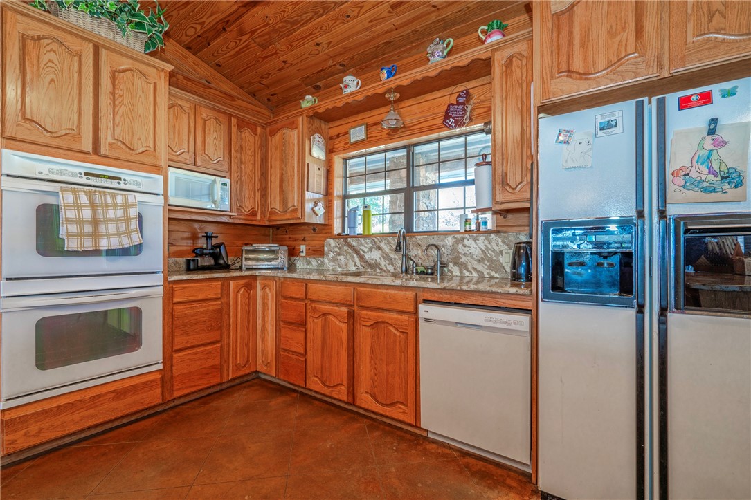 567 Private Road 751 Property Photo 17