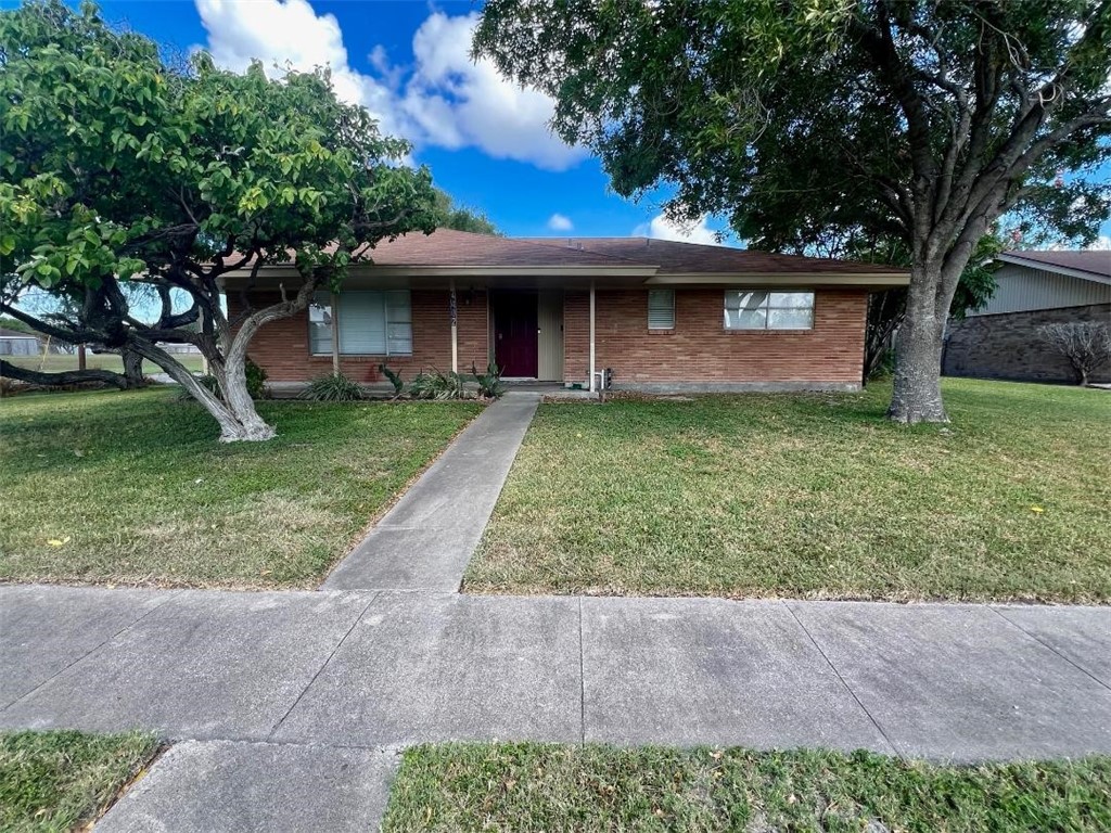 4402 Killarmet Dr Property Photo 2