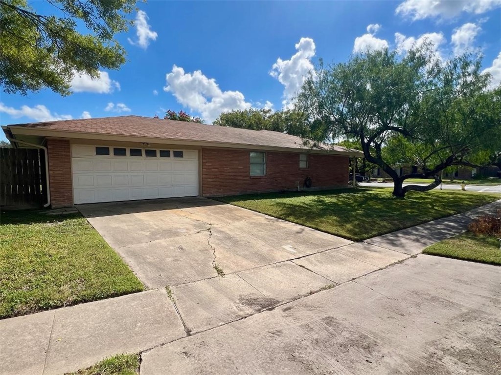 4402 Killarmet Dr Property Photo 4