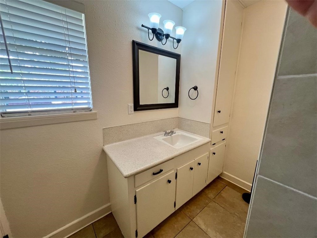 4402 Killarmet Dr Property Photo 22