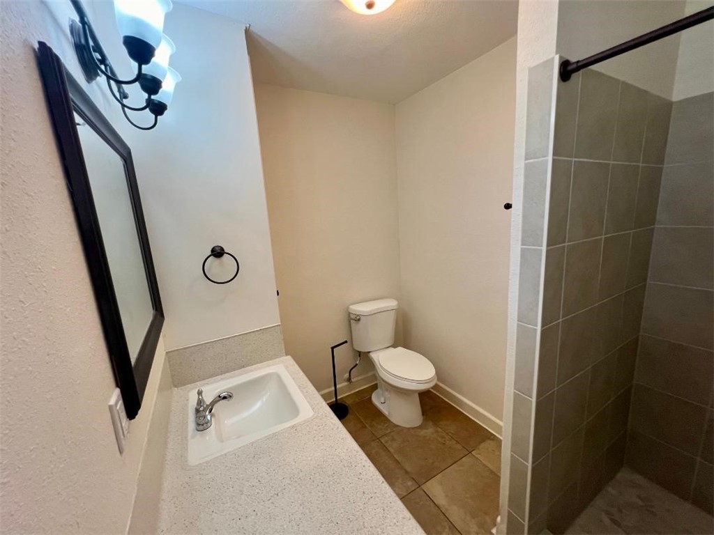 4402 Killarmet Dr Property Photo 23