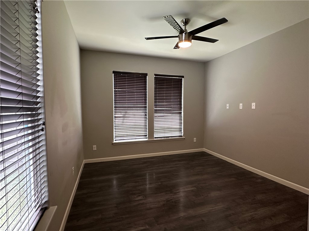 2702 Lake Rhapsody Dr Property Photo 8