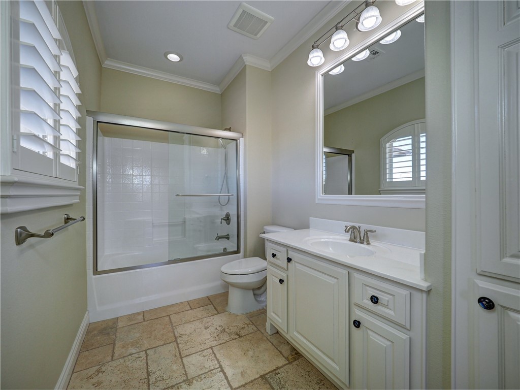 204 Black Diamond Property Photo 20