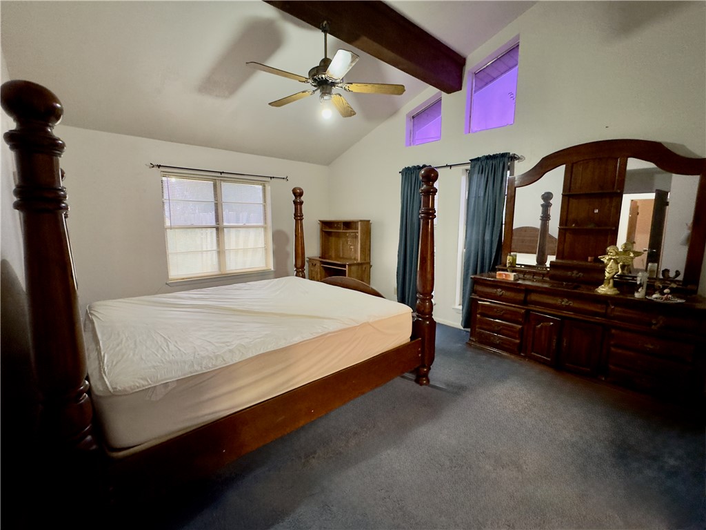 1203 N Hackberry St Property Photo 18