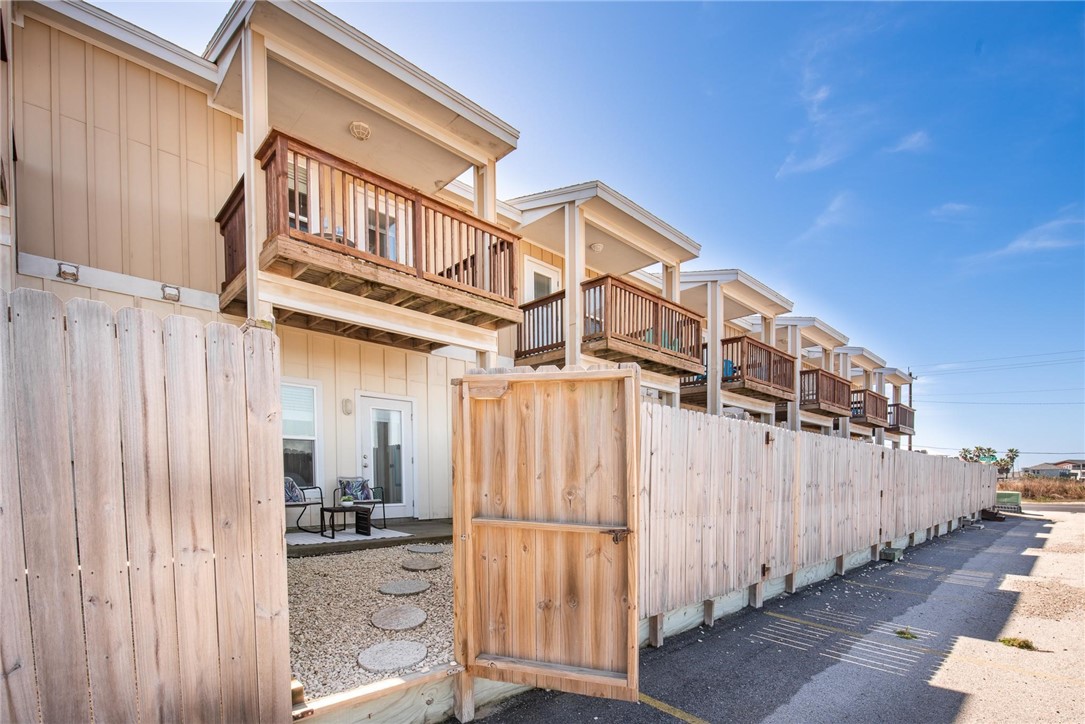 14912 Packery View Loop Property Photo 9