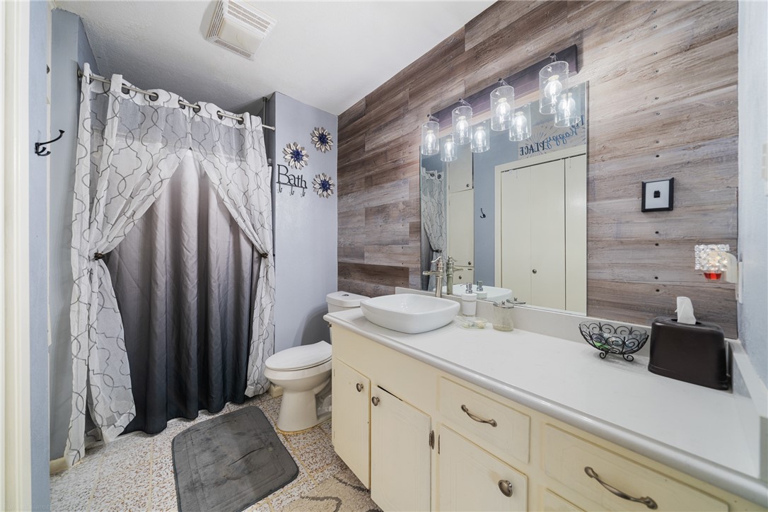 4176 Cr 3693 Pl. Property Photo 18