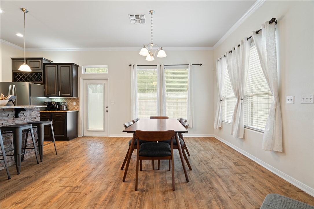 130 Sandhill Woods Property Photo 7