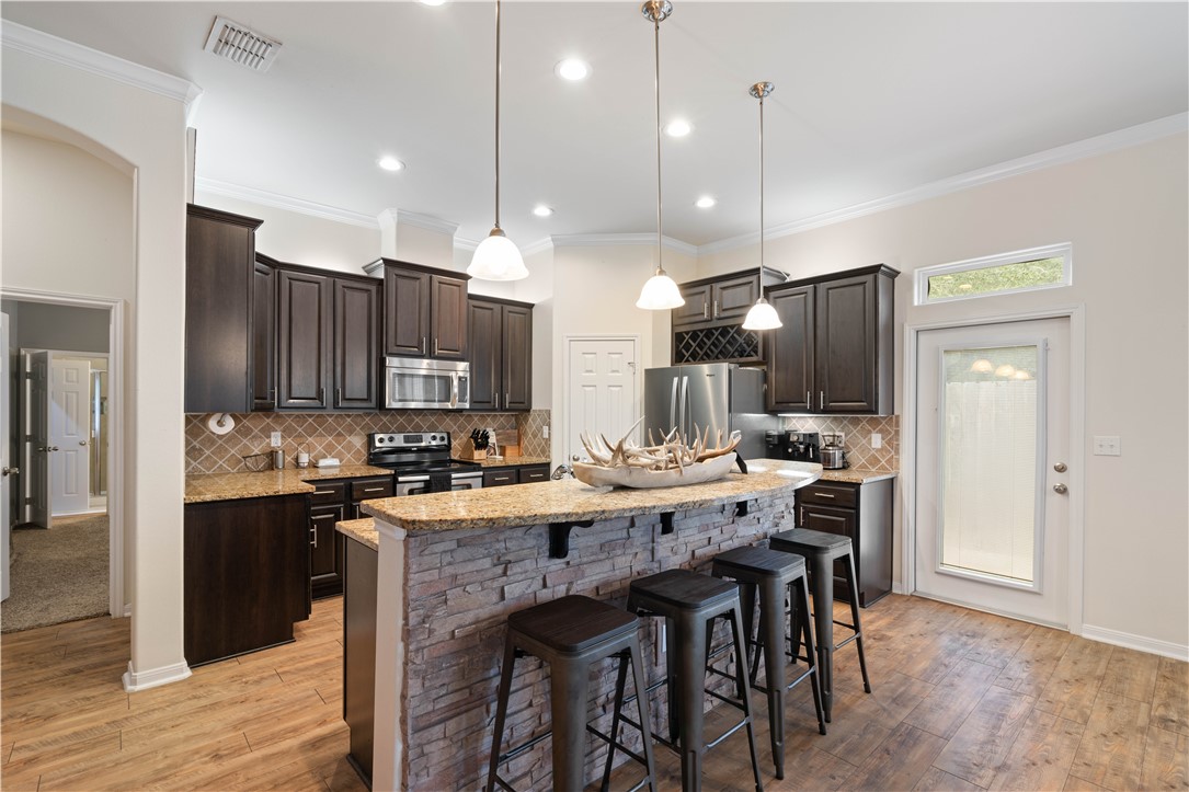 130 Sandhill Woods Property Photo 8