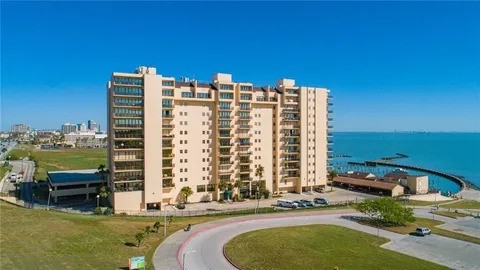 1400 Ocean Dr 203a Property Photo 1