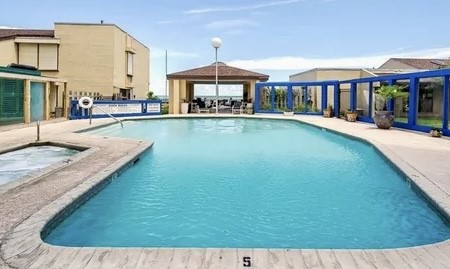1400 Ocean Dr 203a Property Photo 23
