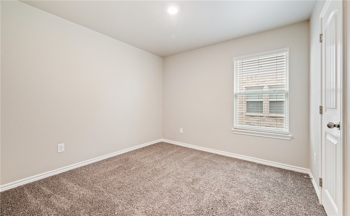 1342 Alexandra Park Lane Property Photo 11