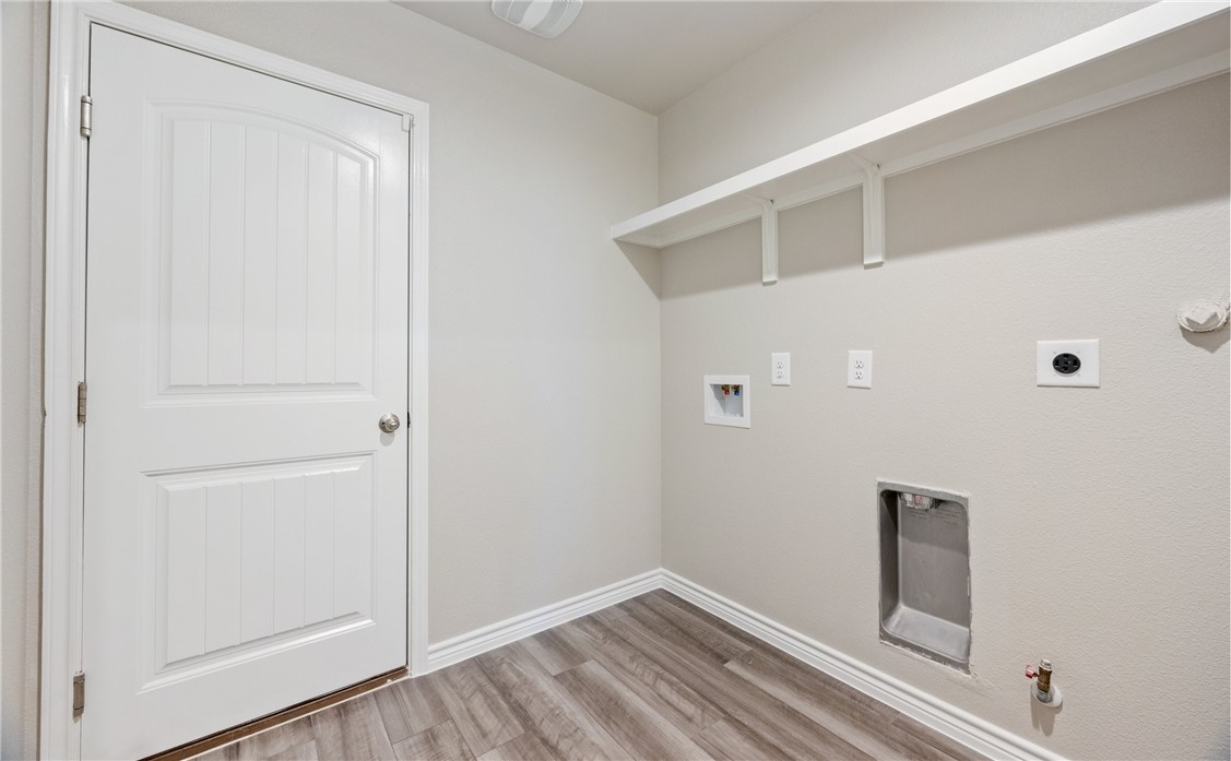 1342 Alexandra Park Lane Property Photo 16