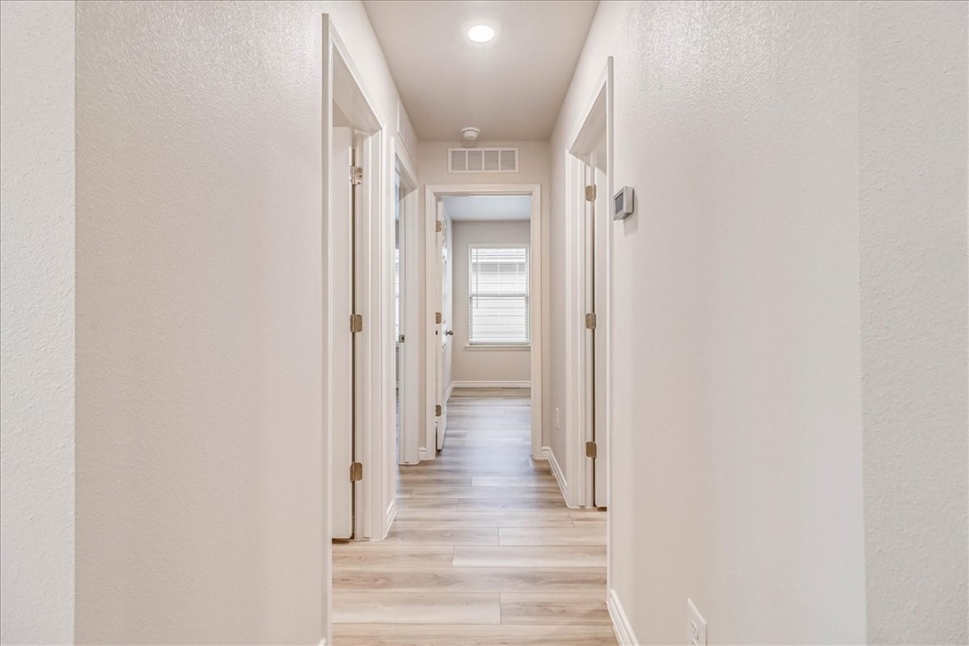 2321 Refreshing Property Photo 26