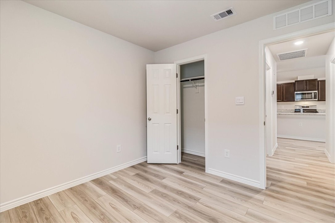 2321 Refreshing Property Photo 33