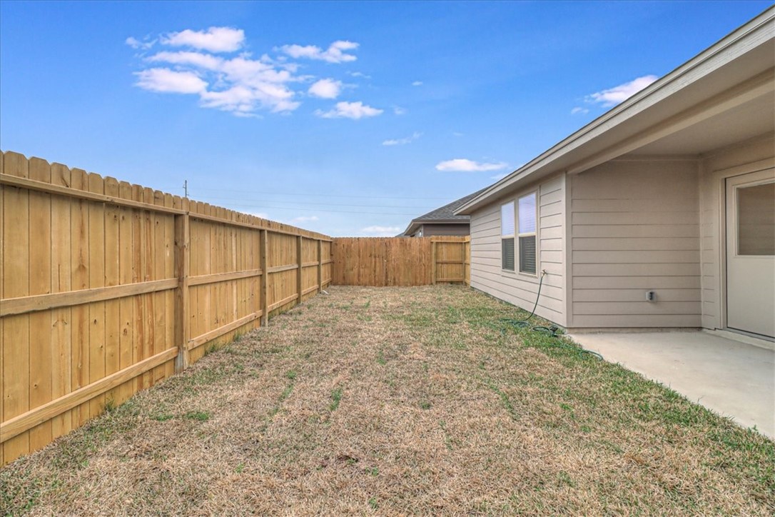 2321 Refreshing Property Photo 37