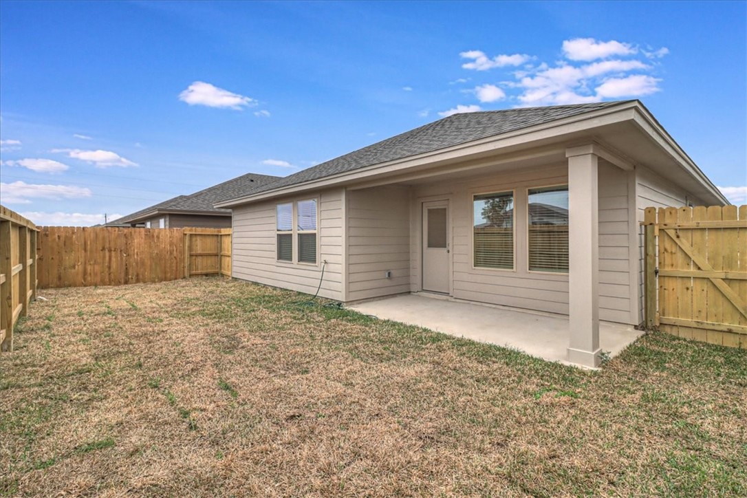 2321 Refreshing Property Photo 38