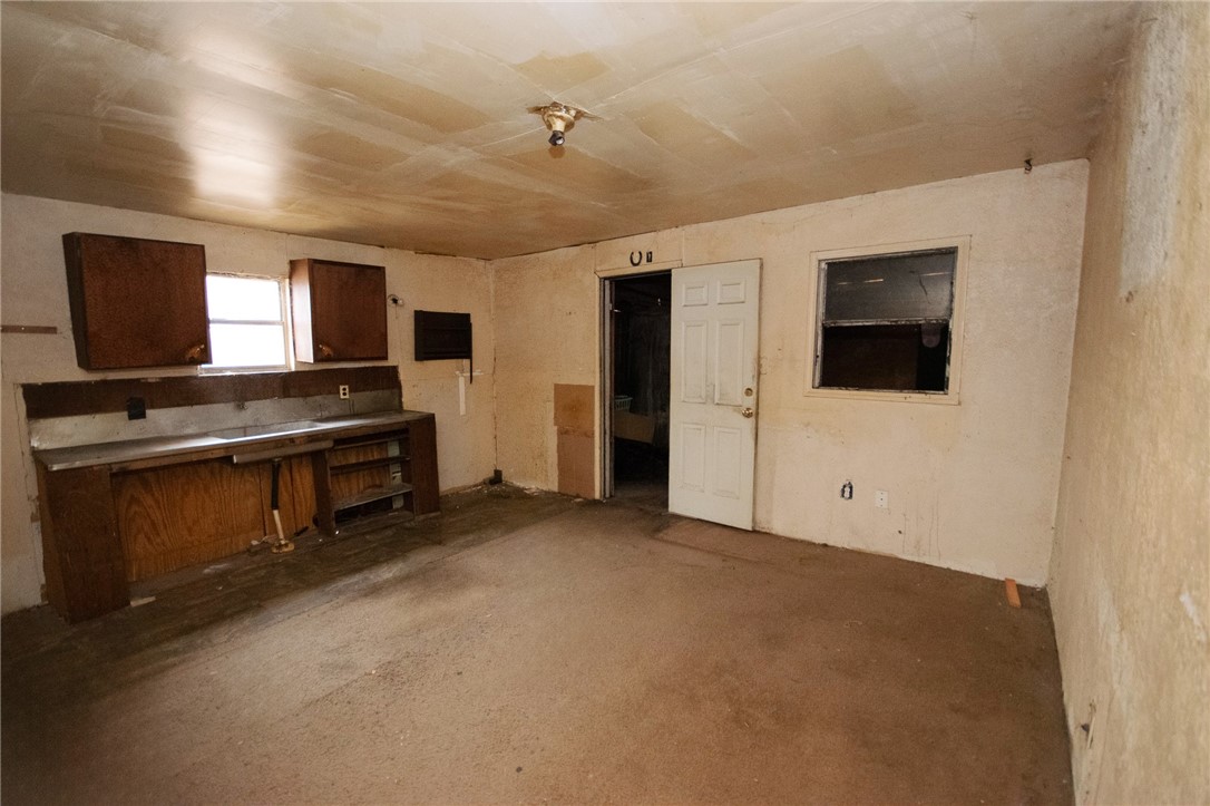 129 N County Road 1012 Property Photo 9
