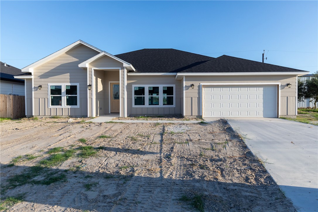 112 Shoalwater Way Property Photo 1