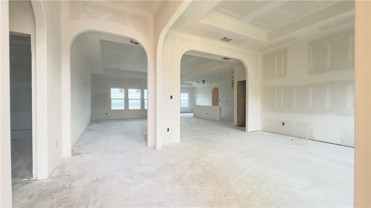 112 Shoalwater Way Property Photo 2