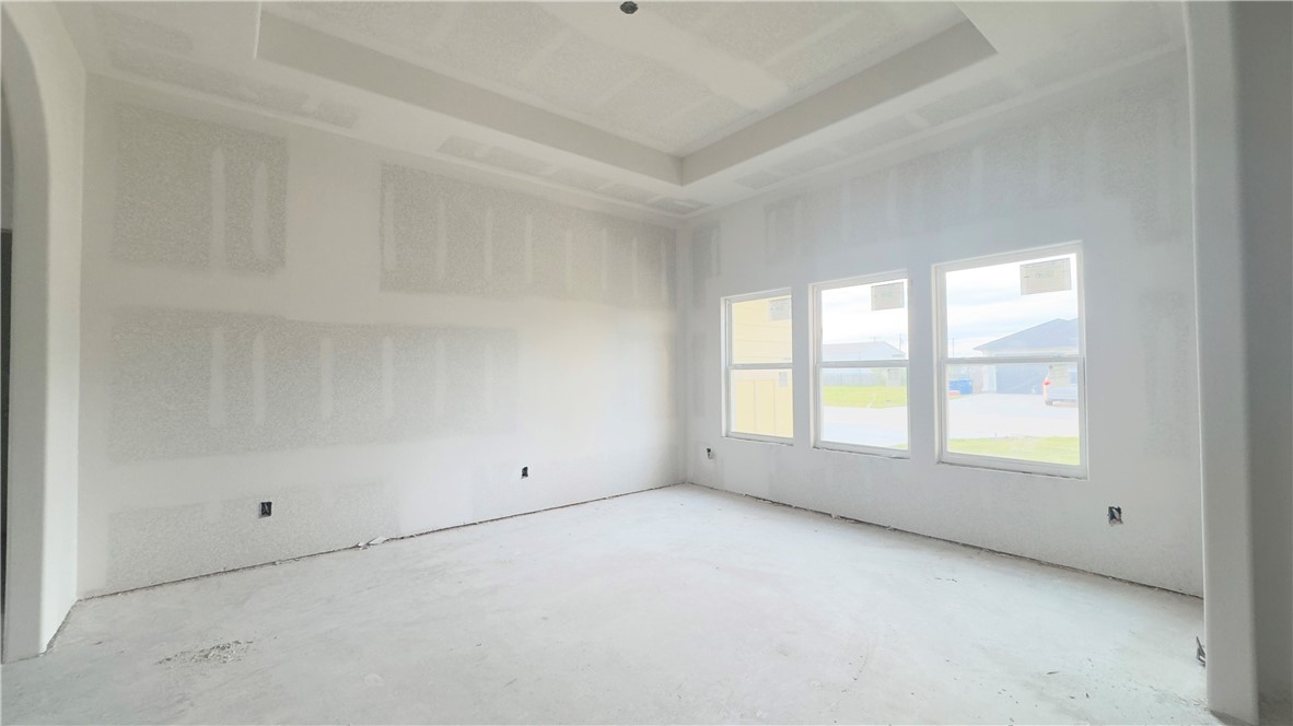 112 Shoalwater Way Property Photo 4