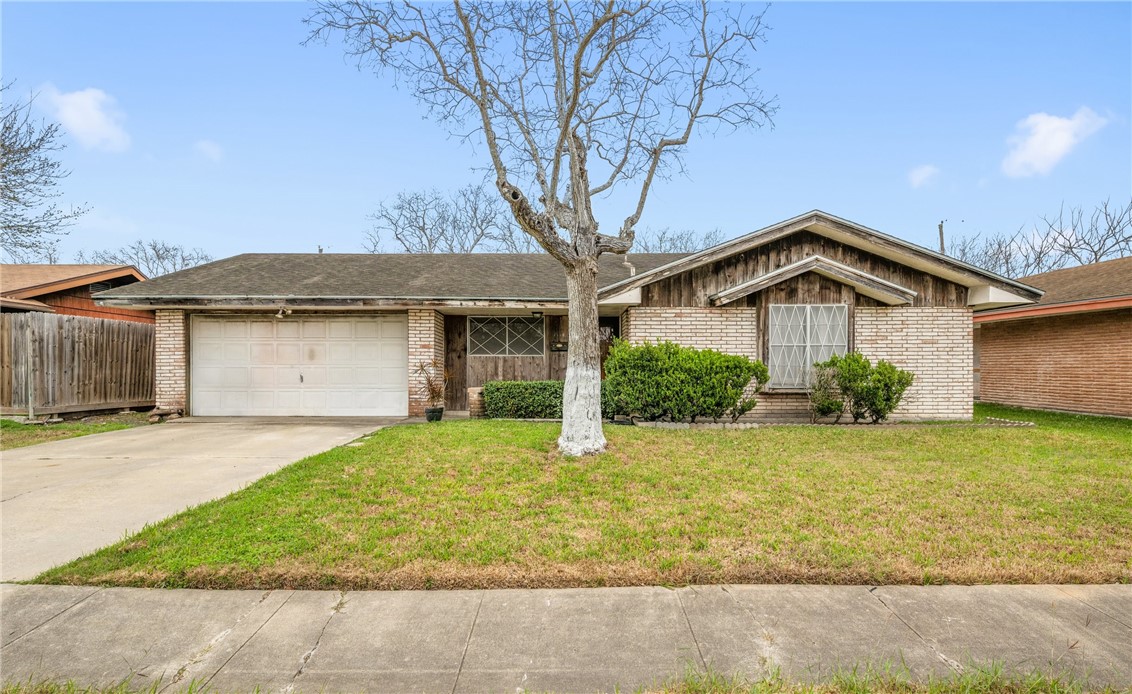 1114 Bradshaw Dr Property Photo 1