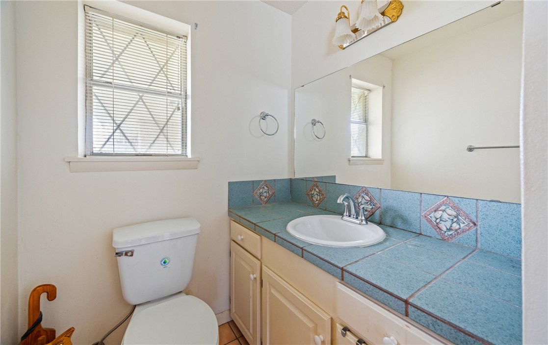 1114 Bradshaw Dr Property Photo 8