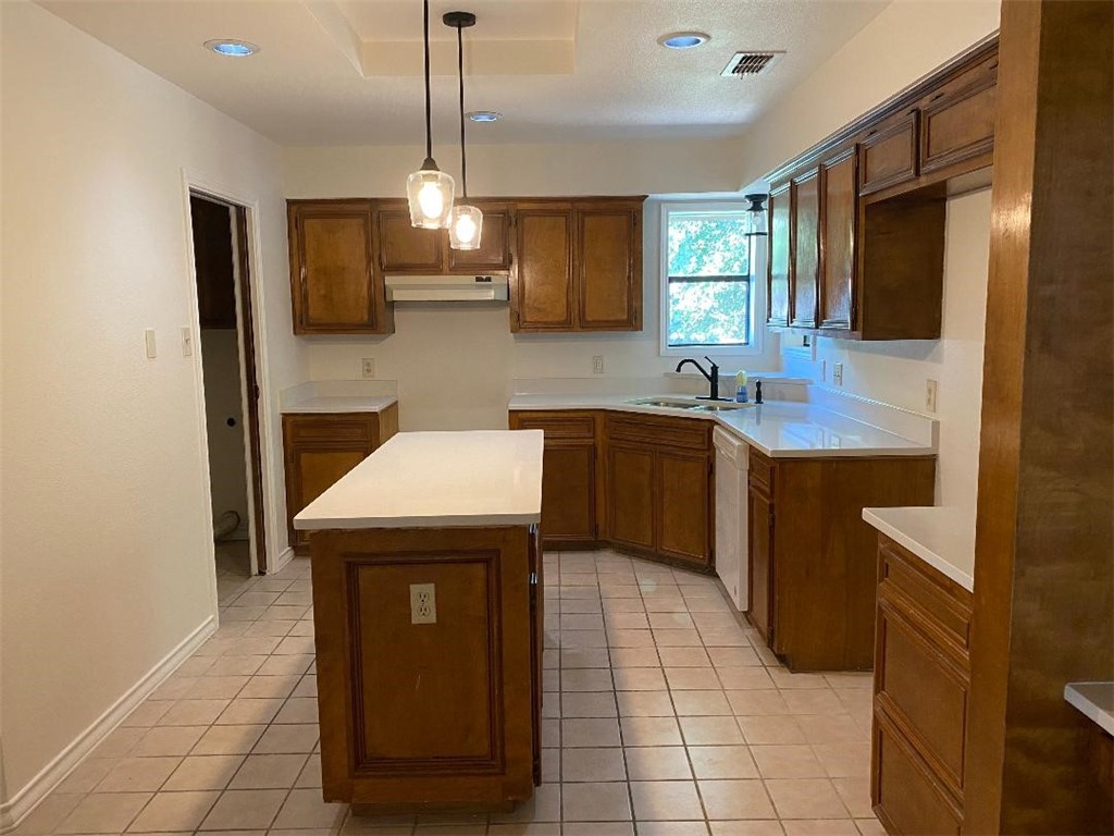 3921 Mckinzie Road Property Photo 4