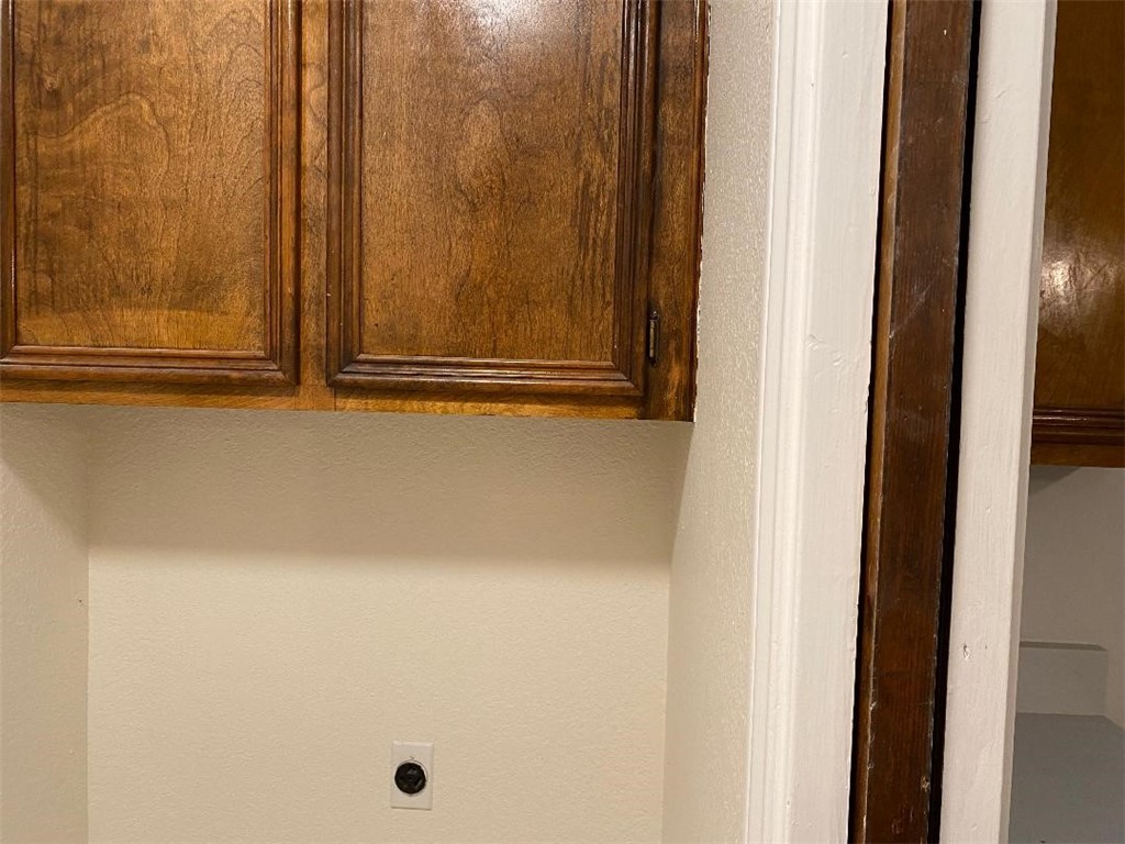 3921 Mckinzie Road Property Photo 7