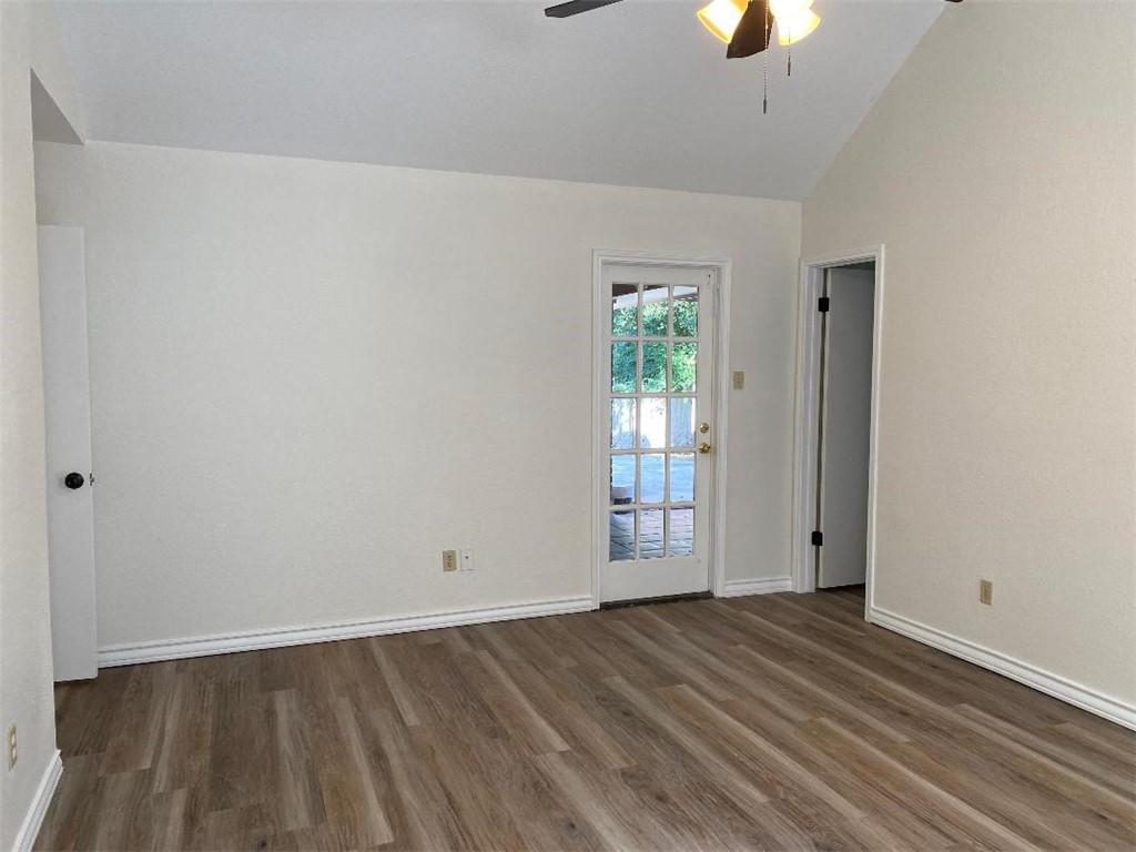 3921 Mckinzie Road Property Photo 15
