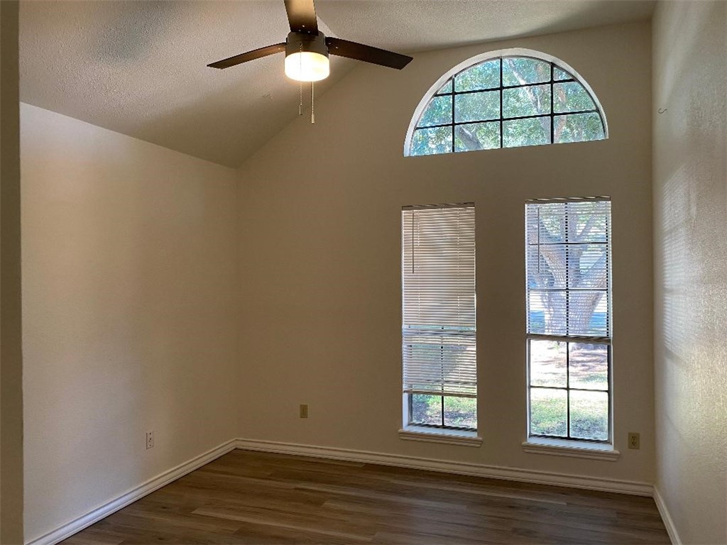 3921 Mckinzie Road Property Photo 25