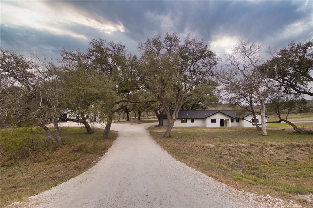 960 Fm 3024 Property Photo 6