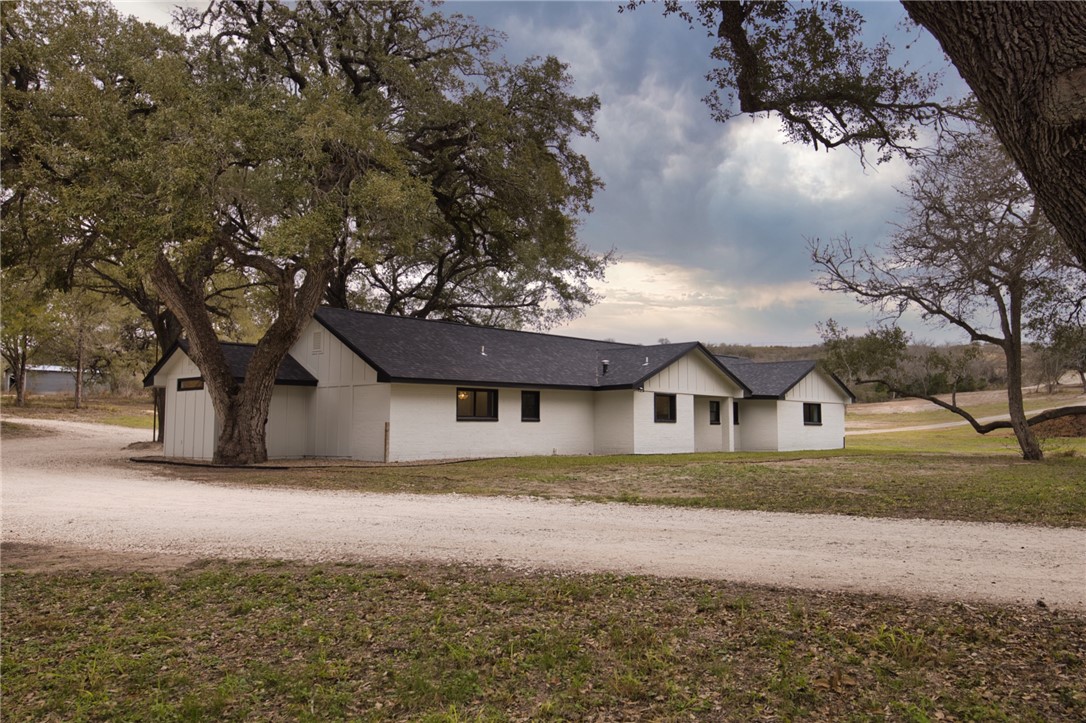 960 Fm 3024 Property Photo 7
