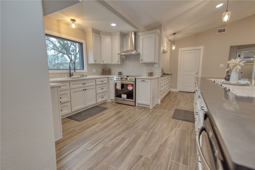 960 Fm 3024 Property Photo 17