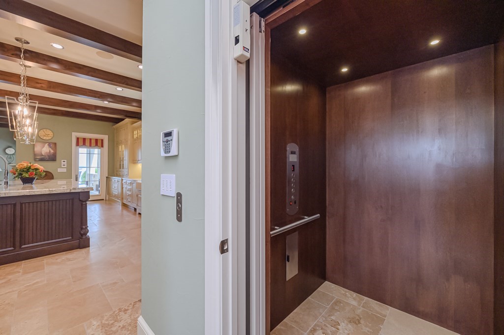 1229 S Water St Property Photo 28