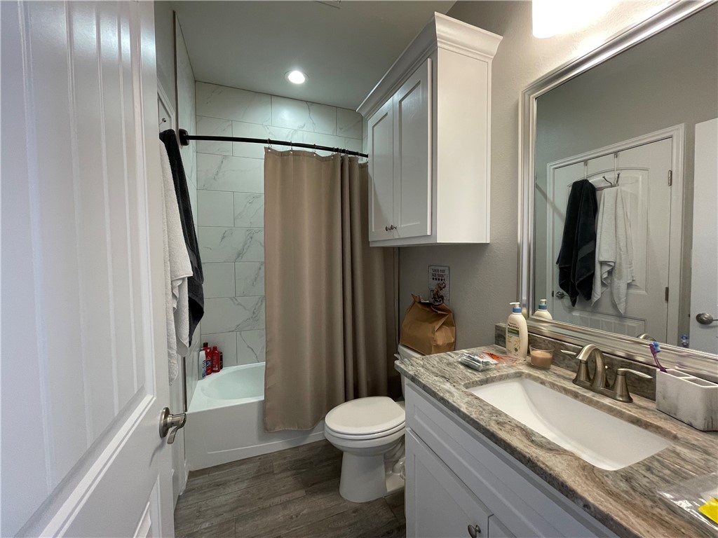 14202 Marina Dr B Property Photo 12