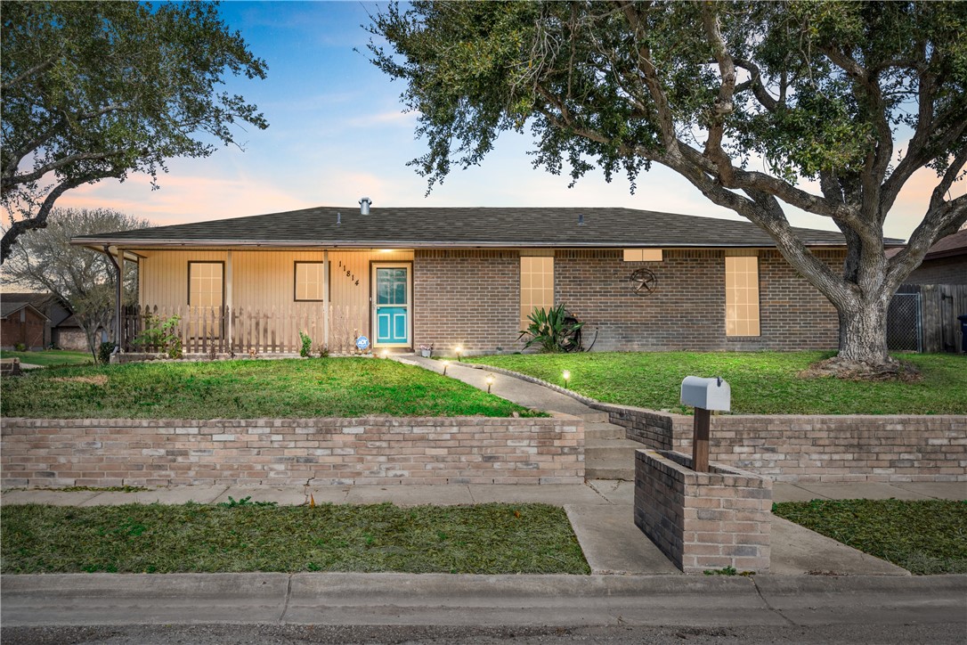11814 Rustling Cove Dr Property Photo