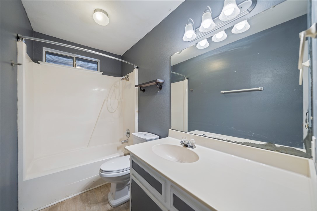 11814 Rustling Cove Dr Property Photo 16