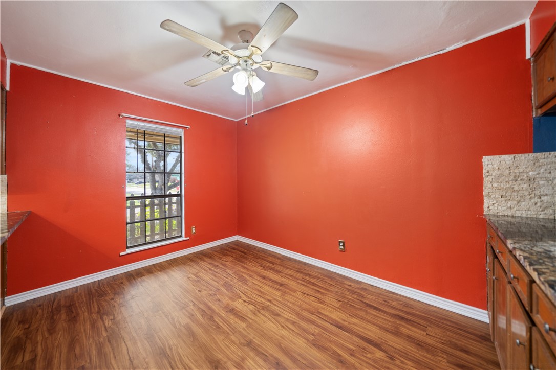 11814 Rustling Cove Road Property Photo 7