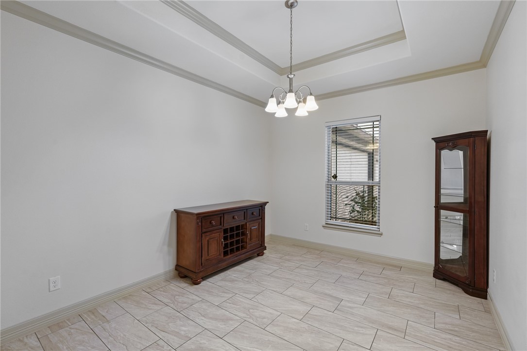 2230 Diamond Dr Property Photo 6