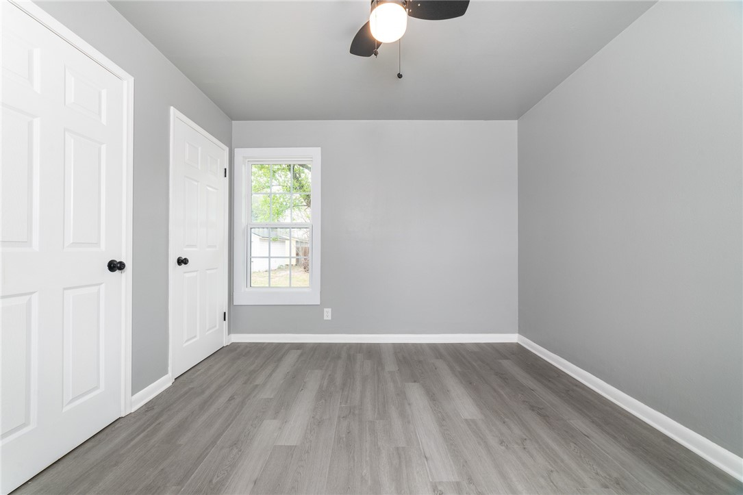 1022 Cunningham St Property Photo 11